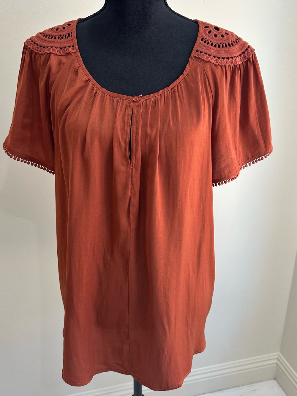 NWT Philosophy Burnt Sienna Crochet-Yoke Blouse Plus Size Women’s Size 1X